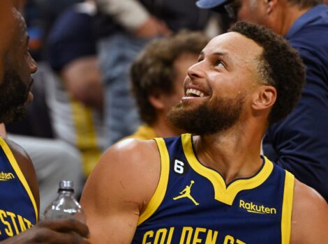 Jugador de la NBA vomitó con Steph Curry después de 5 minutos de práctica